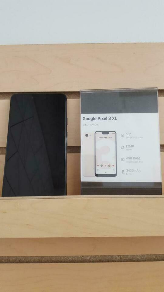 Spring SALE!!! UNLOCKED Google Pixel 3 XL With New Charger 1 YEAR Warranty!!! in Cell Phones