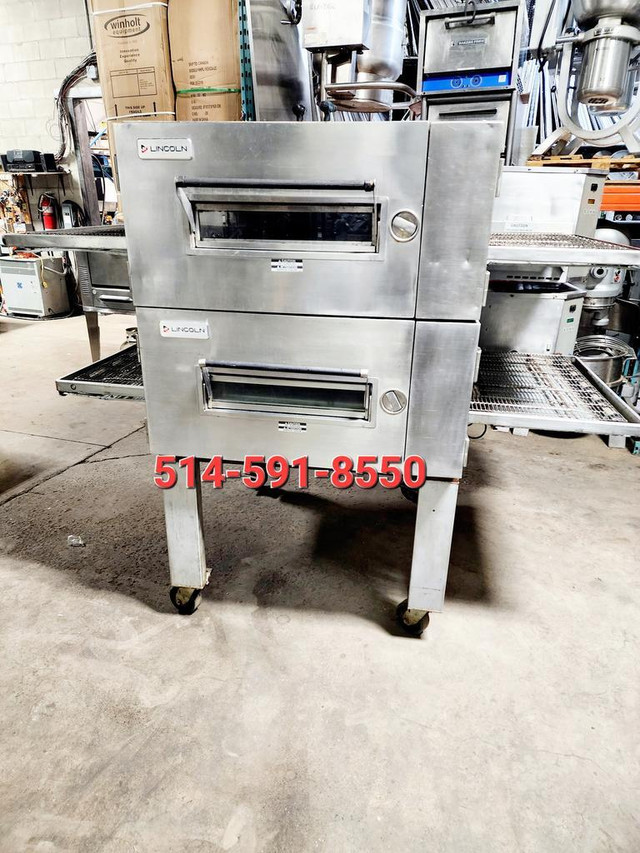 Lincoln Conveyor Pizza Oven / Four a Pizza Convoyeur   / HIGH VOLUME / HAUTE VOLUME in Industrial Kitchen Supplies