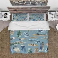 East Urban Home Feathers Blue Farmhouse / Country Duvet Cover Set
