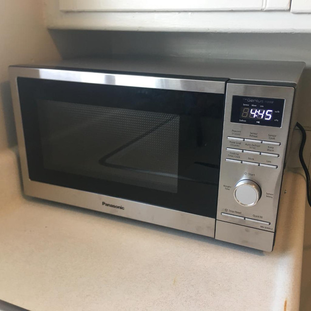 Microwave in Microwaves & Cookers