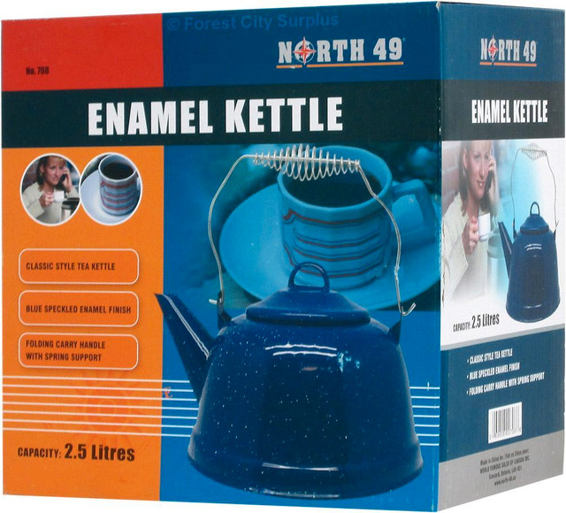 North 49 Blue Enamel Tea Kettle in Kitchen & Dining Wares in Ontario - Image 3