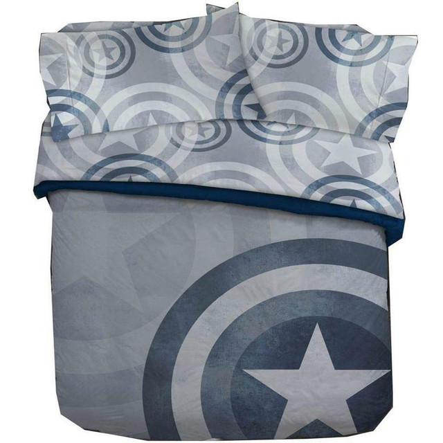 Marvel Captain America Adults Full Size Duvet Cover Set 3 pc - Duvet Cover with 2 Pillowcases [Blue] in Bedding
