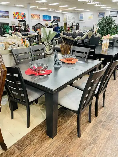 Wooden Table and Chairs Set! Kijiji Furniture Sale!
