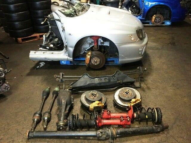 JDM 2002-2003 FRONT CLIP SUBARU WRX STI VERSION 7 VF30 EJ20T 2.0L ENGINE 6 SPEED AWD TRANSMISSION BREMBO KIT ALL PARTS in Engine & Engine Parts in City of Montréal - Image 4