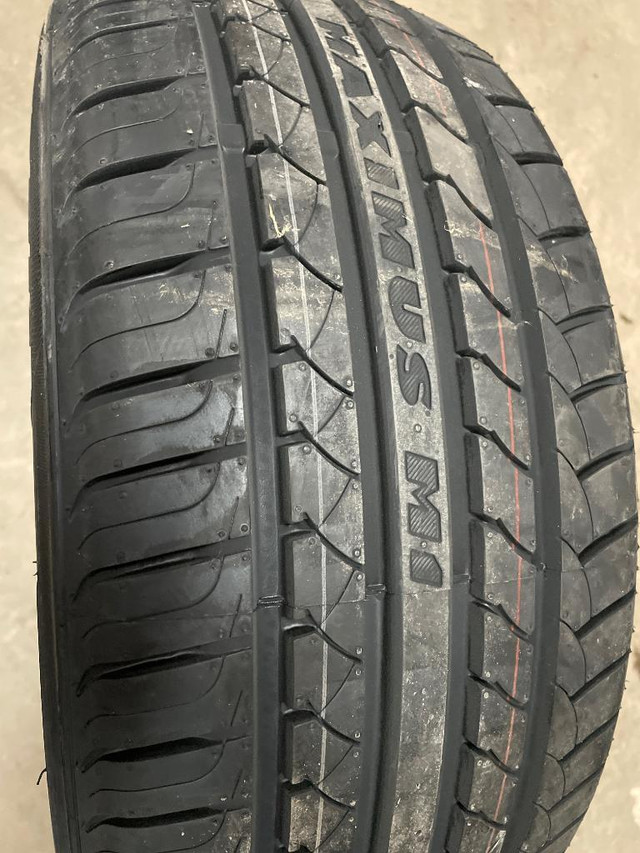 4 pneus dété neufs P225/50R17 98W Maxtrek Maximus M1 in Tires & Rims in Québec City - Image 2