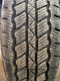 4 pneus dété P255/75R17 115T Bridgestone Dueler A/T RH-S 28.5% d&#39;usure, mesure 10-10-10-10/32
