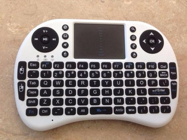 PORTABLE WIRELESS RECHARGEABLE MINI KEYBOARD FOR ANDROID TV BOX $20 MINI KEYBOARD WITH BACKLIT $25 in General Electronics in Markham / York Region - Image 4