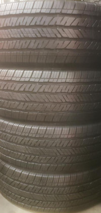 (Z438) 4 Pneus Ete - 4 Summer Tires 255-70-18 Bridgestone 10/32 - COMME NEUF / LIKE NEW