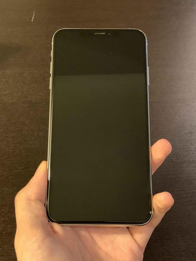 iPhone XS Max 64 GB Unlocked -- Buy from a trusted source (with 5-star customer service!) in Cell Phones in Vancouver - Image 3