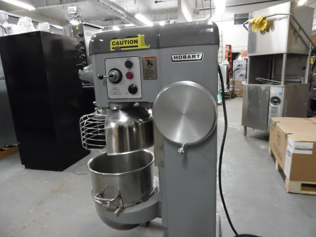 Hobart D340PFS 40 Quart Dough mixer 208V Phase 3 in Other Business & Industrial in Ontario - Image 4