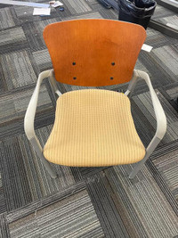Haworth Improv Visitor Chair in Excellent Condition-Call us now!