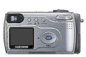 camera SAMSUNG Digimax 240 2MP Digital Camera w/ 3x Optical Zoom in Cameras & Camcorders in Longueuil / South Shore - Image 2