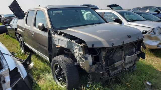 Parting out WRECKING: 2009 Honda Ridgeline in Other Parts & Accessories