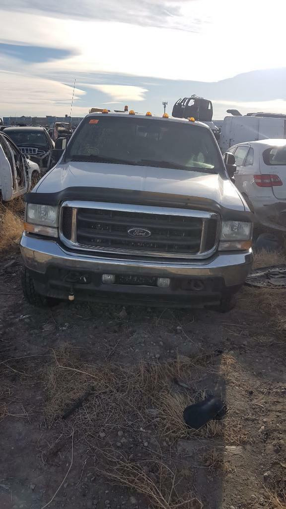 2003 Ford F350 6.0L Diesel 4x4  For Parting out in Auto Body Parts in Manitoba - Image 4