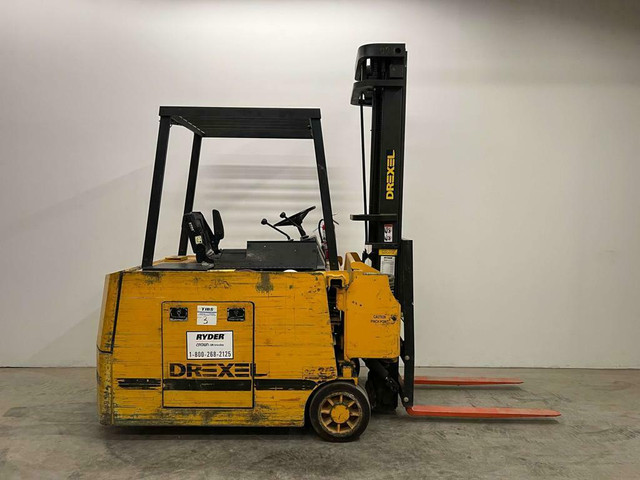 HOC DREXEL ELECTRIC FORKLIFT 3000 LBS + 236 HEIGHT CAPACITY + 30 DAY WARRANTY in Power Tools
