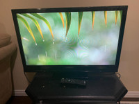 Used 29 Insignia LCD TV with HDMI for Sale, Can Deliver