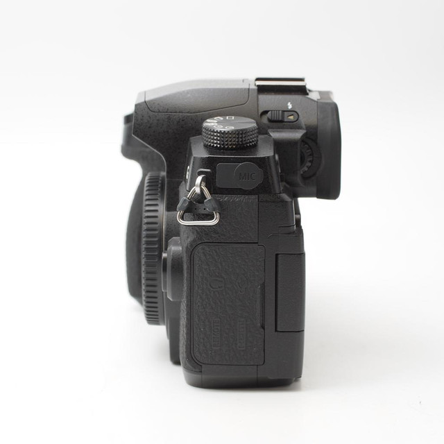 Panasonic Lumix DC-G95M Camera Body (ID - C-809) in Cameras & Camcorders - Image 4