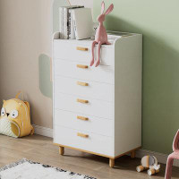 Isabelle & Max™ Amairany 6 - Drawer Dresser