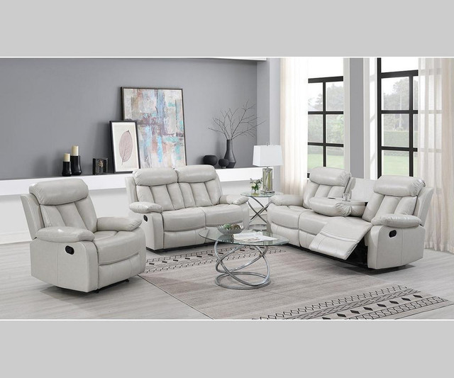 Manual Recliner at Reasonable price !! in Chairs & Recliners in Windsor Region - Image 4
