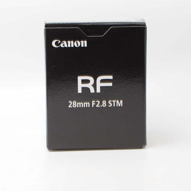 Canon RF 28mm f2.8 STM *Open Box* (ID - 2011) in Cameras & Camcorders