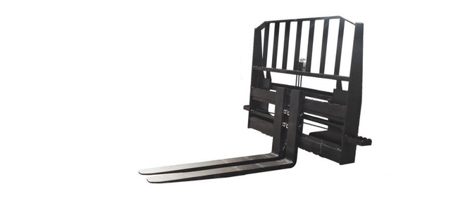 NEW SKID STEER 48 IN HYDRAULIC PALLET FORKS 112620 in Other Parts & Accessories in Manitoba - Image 2