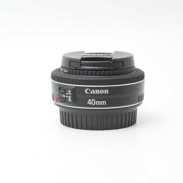 Canon EF 40mm f2.8 (ID - 2074) in Cameras & Camcorders - Image 2