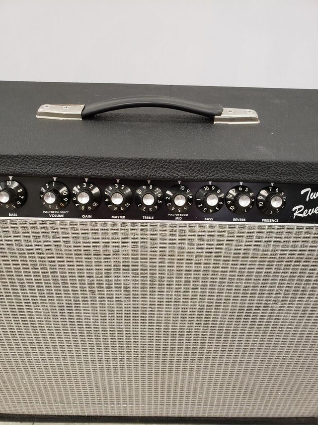 (I-34224) Fender Twin Reverb II Guitar Amp in Amps & Pedals in Alberta - Image 3
