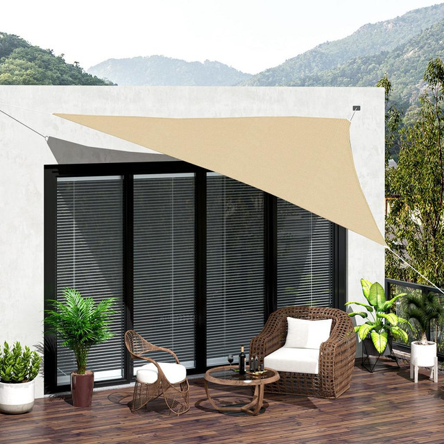 Triangle Sun Sail Shade 11.8' x 11.8' x 11.8' Sand in Patio & Garden Furniture