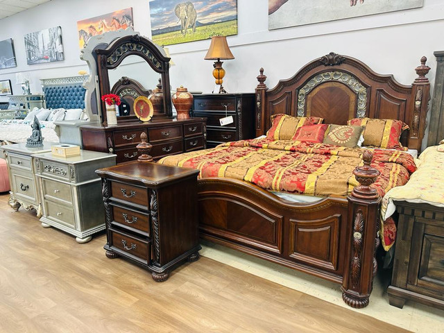 Solidwood Bedroom Set on Big Sale!! in Beds & Mattresses in Mississauga / Peel Region - Image 4