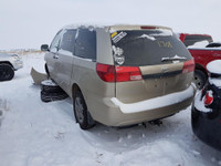 Parting out WRECKING: 2005 Toyota Sienna