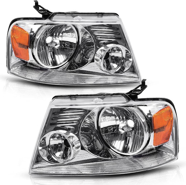 FORD F150 Headlights Headlamps lumière avant 2004-2008 in Auto Body Parts in Greater Montréal
