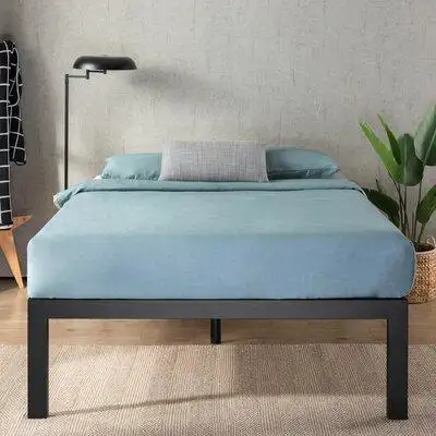 Cette base de lit présente une nouvelle façon d'assembler une base de lit; en utilisant seulement un...