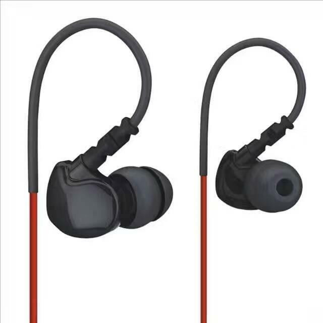 iPhone And Samsung Wireless Magnatic Hold  Bluetooth  Earbuds SPORT Stereo Headphone Headset in Cell Phone Accessories in City of Montréal - Image 4