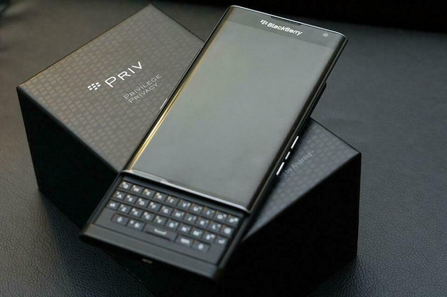 Blackberry Priv CANADIAN MODELS ***UNLOCKED*** New Condition with 1 Year Warranty Includes All Accessories in Cell Phones in Prince Edward Island