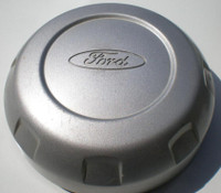 Ford E150 2004-2006 HUB CAP wheel cover enjoliveur hubcap couvercle center cap de roue *** MONTRÉAL & RIVE-SUD ***