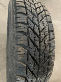 4 pneus d'hiver neufs P175/65R14 82T Goodyear Ultra Grip Winter