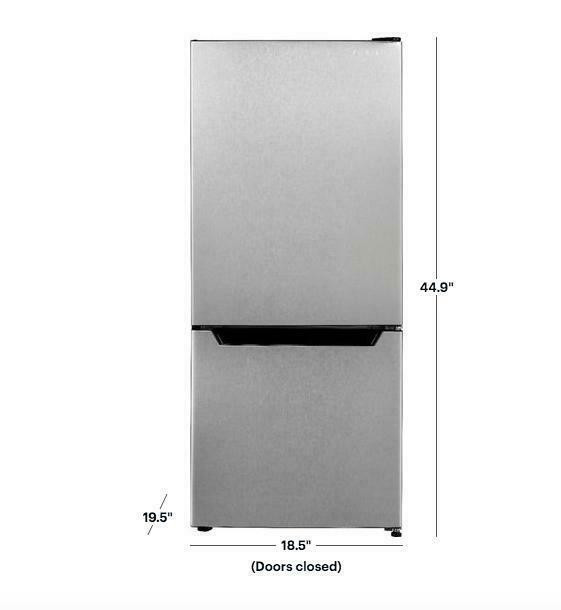 Insignia 5.1 cu. ft. Bottom Freezer Fridge. Stainless Steel. SUPER SALE $299.00. NO TAX. in Refrigerators in City of Toronto - Image 3