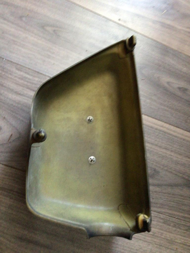1973-1975 Honda CB200 CB200T Left Sidecover Side Cover in Motorcycle Parts & Accessories - Image 2