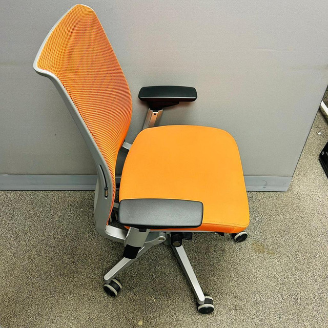 Steelcase Think V2 Chair in Excellent Condition-Call us now! in Chairs & Recliners in Toronto (GTA) - Image 2