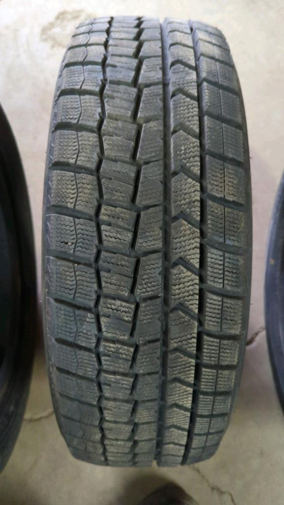 4 pneus dhiver P195/55R16 91T Dunlop Winter Maxx 2.5% dusure, mesure 11-11-10-11/32 in Tires & Rims in Québec City - Image 3