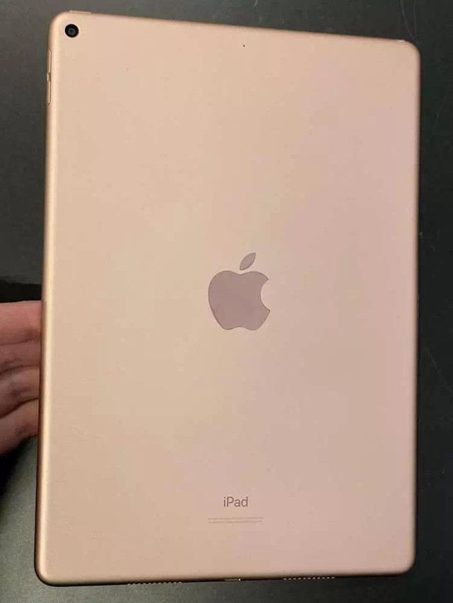 iPad Air 3 64 GB Unlocked -- Our phones come to you :) in General Electronics in Vancouver - Image 4