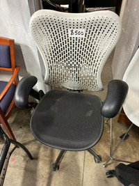 Herman Miller Mirra Chair-Fully Loaded-Excellent Condition-Call us now!