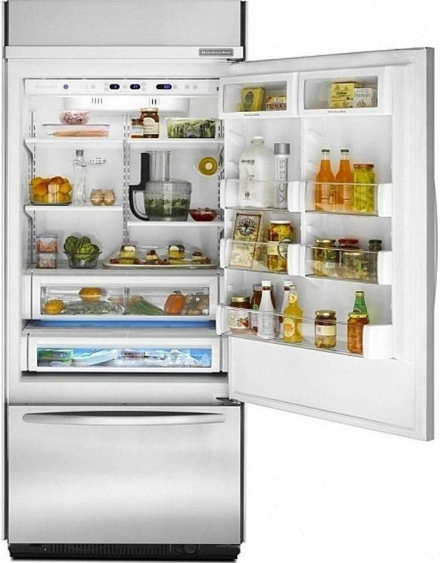 Kitchen Aid KBRC36FTS 36 Bottom Mount Built In Fridge 20.5 cu. ft. Right Hand Door Swing Stainless Steel Color in Refrigerators in Oshawa / Durham Region - Image 3