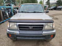 2000 Toyota Tacoma for parts