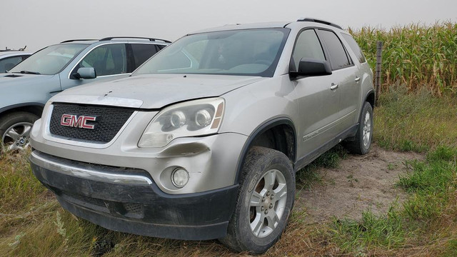 Parting out WRECKING: 2008 GMC Acadia in Other Parts & Accessories - Image 3