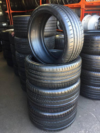 22 TAKE OFFS STAGGERED SET OF USED SUMMER TIRES MICHELIN PILOT SPORT 4S 265/35R22 102Y AND 315/30R22 107Y TREAD 99%