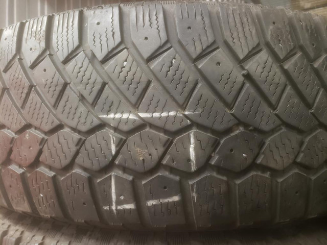 (TH52) 4 Pneus Hiver - 4 Winter Tires 195-65-15 Gislaved 5/32 in Tires & Rims in Greater Montréal - Image 2
