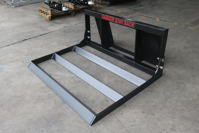 NEW SKID STEER DRIVEWAY LEVELING BAR ATTACHMENT LB1120 in Other in Edmonton - Image 3
