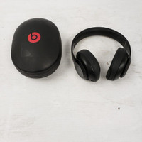(36018-1) Beats Studio3 Headphones