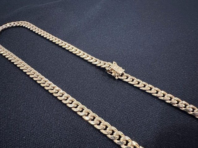 #471 - 22” 10k Cuban Link Chain, 23.9 Grams, 6.5mm. NEW. in Jewellery & Watches - Image 2